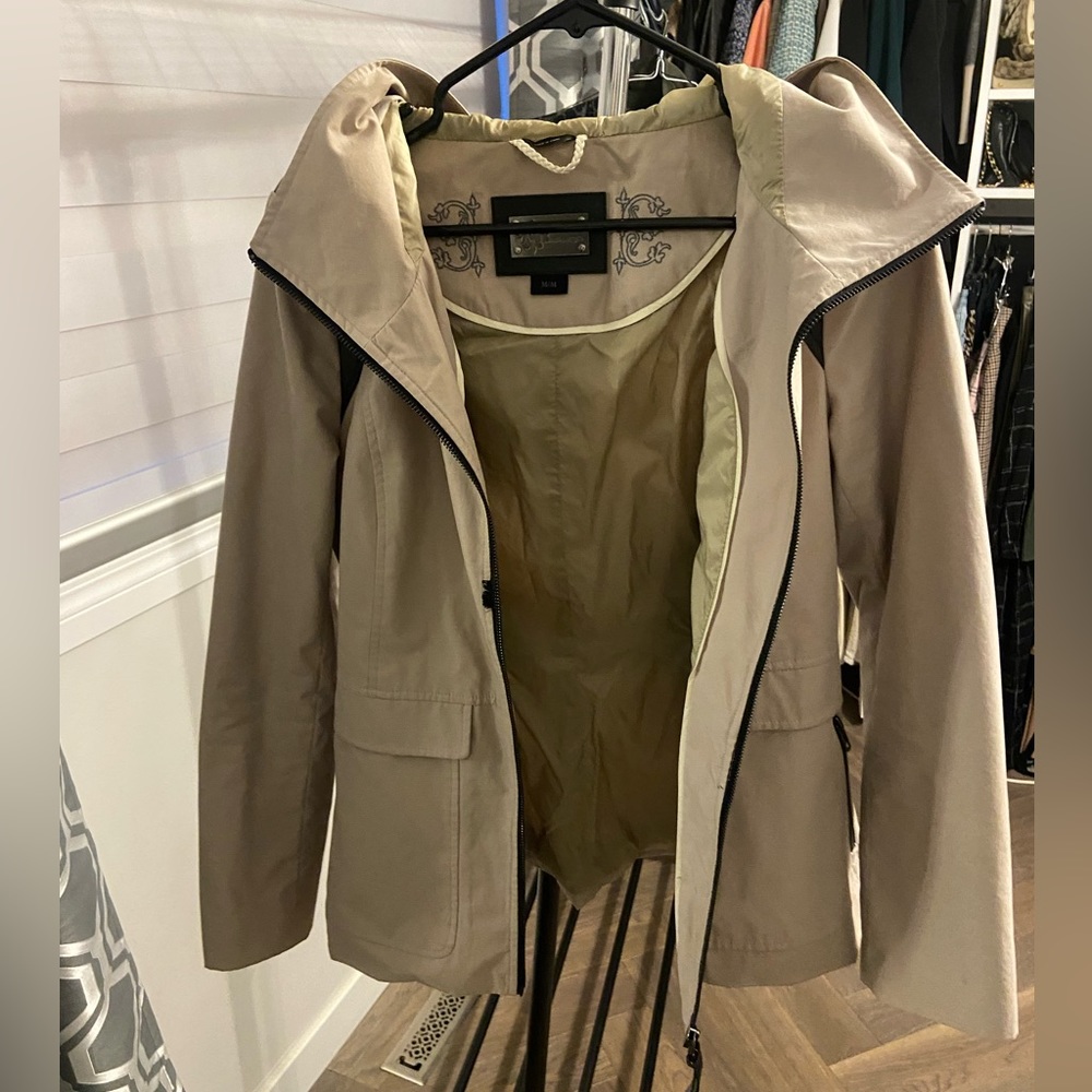 Mackage spring jacket. Size medium. - Picture 4 of 7